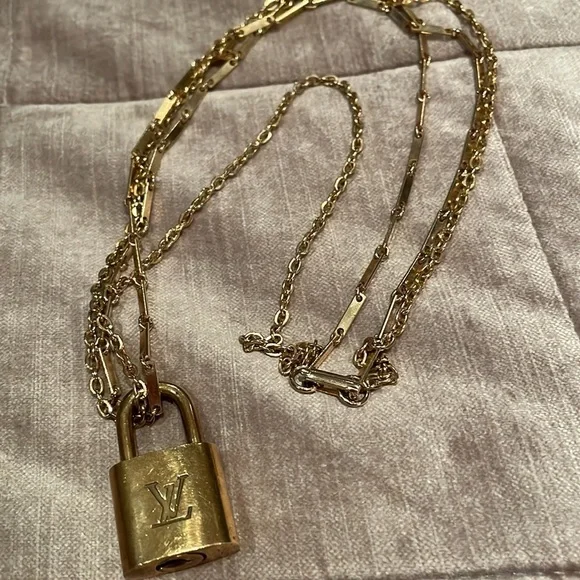 Louis Vuitton Lock Necklace - Picture 3 of 9
